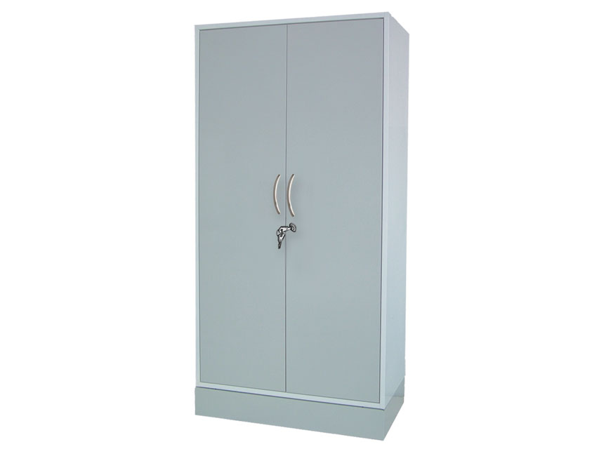 ARMOIRE EN ACIER PEINT