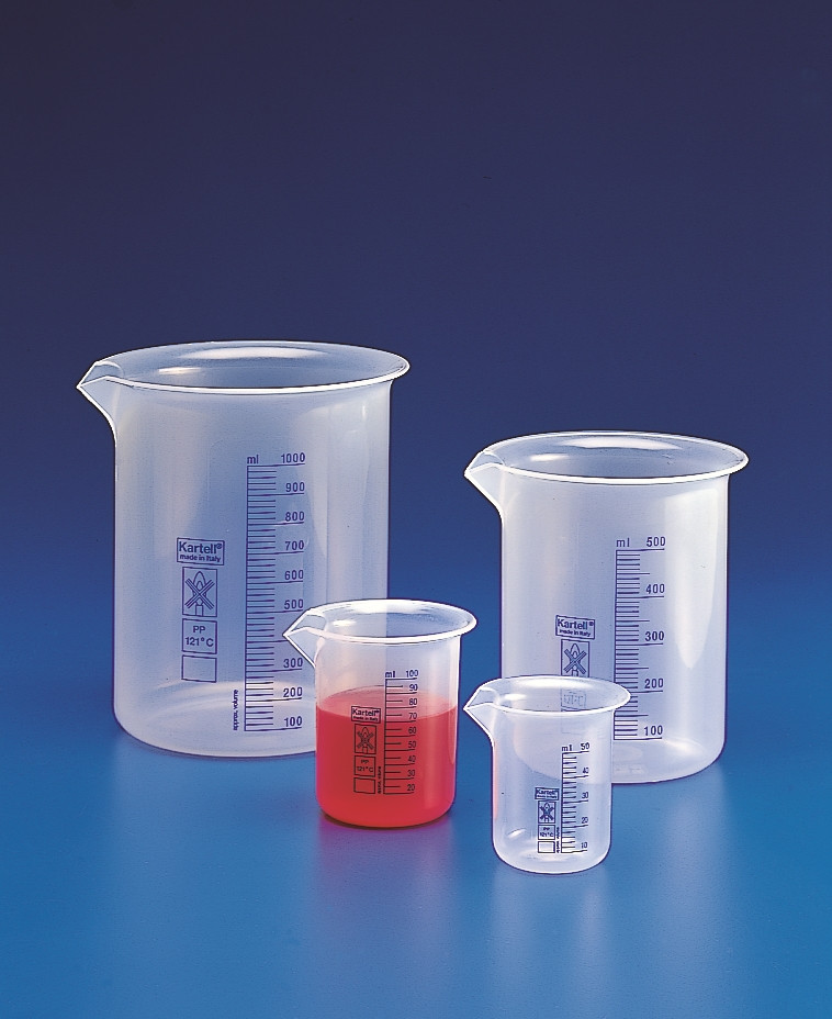 LOW FORM BEAKERS WITH BLUE GRADUATION IN PP - CLASS B