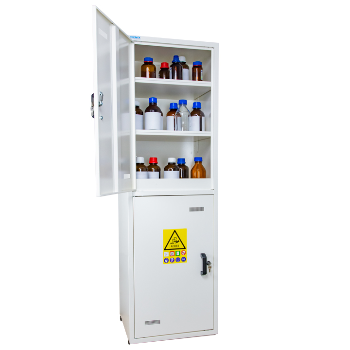 Armoire de sécurité multirisques haute 2 portes - 2 compartiments dont 1 avec équipements PVC