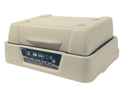 [135005749] Agitateur digitale pour 4 microplaques avec incubation
